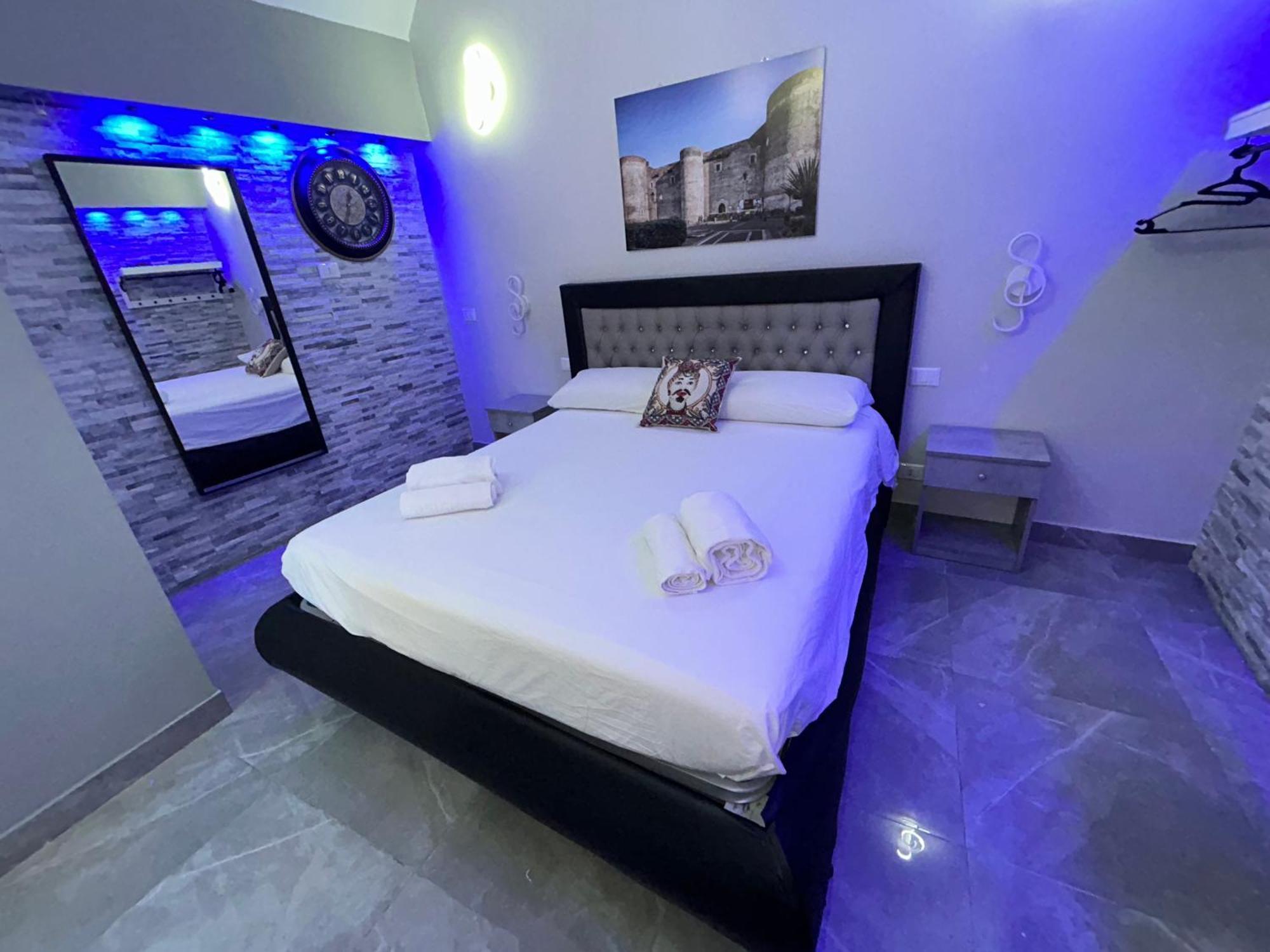 Апартаменты Fanale House Катания Экстерьер фото